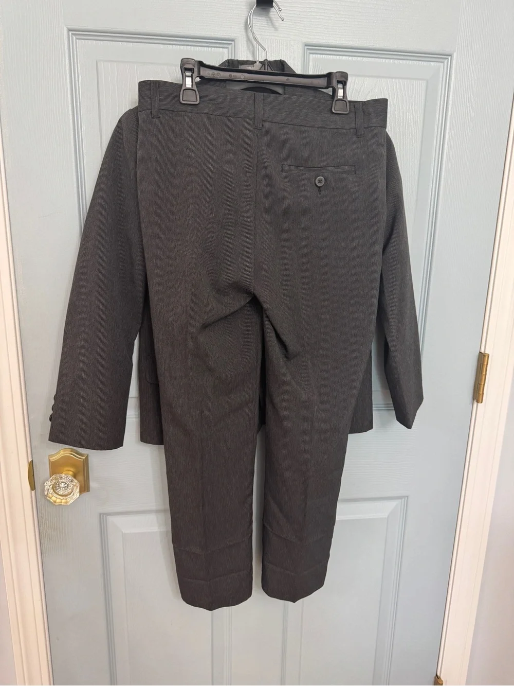 Van Heusen Boys 10 Husky Black Gray Striped 2 Pc Suit Jacket Pants Set